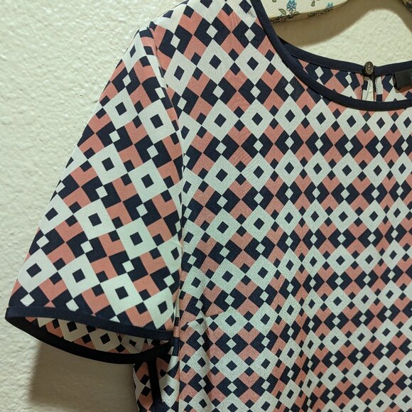 NWT J.Crew Tipped Silk Tee in Diamond Tile Print Size 4 - Picture 6 of 8